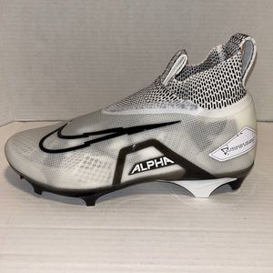 Nike Alpha Menace Elite 3 Football Cleats White Particle Grey Size 10